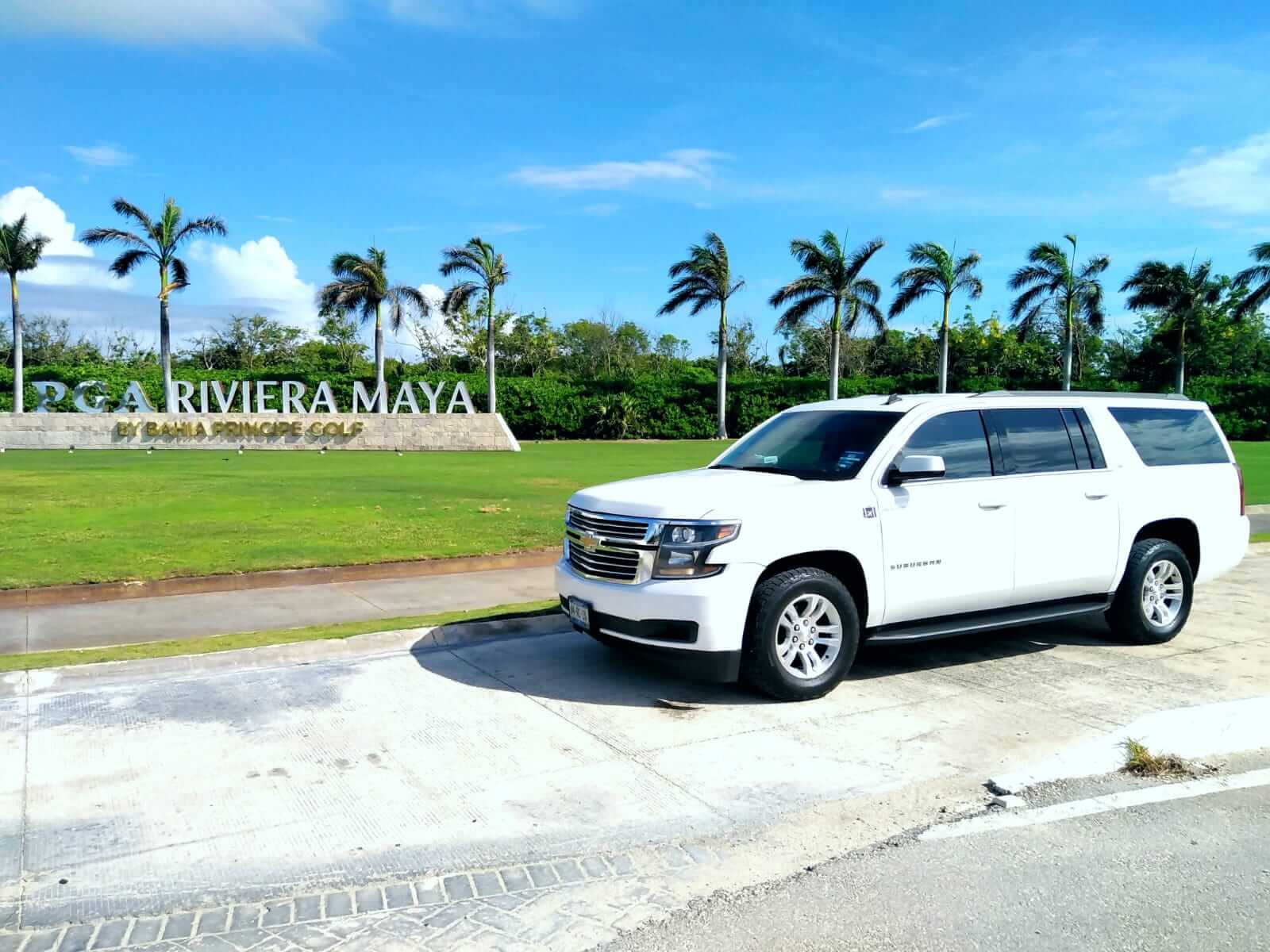 luxury transportation cancun